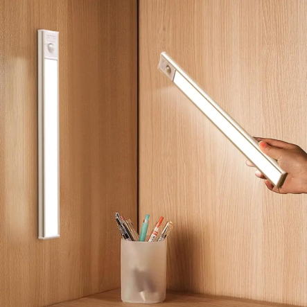 Светильник аккумуляторный 30см с датчиком движения от USB на магнитах HYSS 200