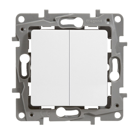 Вимикач двухклавішний Legrand Etika, 672202, білий - 1