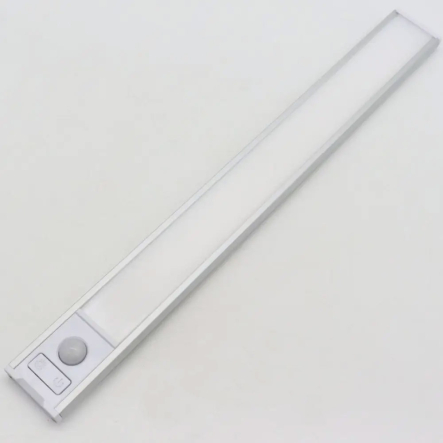 Светильник аккумуляторный 30см с датчиком движения от USB на магнитах HYSS 200