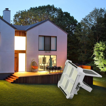 Прожектор LED на солнечной панели + аккумулятор Ledcoin EL302, 4800 мАг, 177x157x72 мм, Выход USB, TYPE A