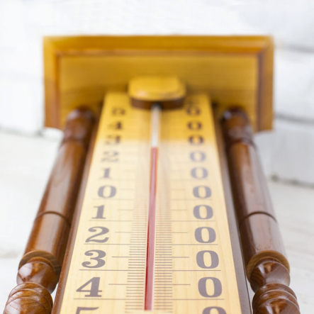 Термометр фасадный Усадьба (дерево)