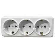 Розетка зовнішня установка 3-я з/з, біла, IP20, TNSy Lemur,TNSy5000986