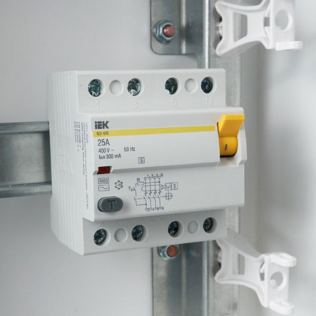 Устройство защитного отключения УЗО IEK ВД1-63S, 4Р, 25А, 300мА, селективное, MDV12-4-025-300