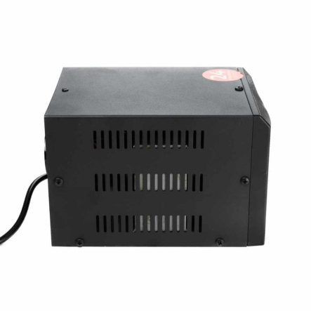 Стабилизатор напряжения Gemix GX-1001D, 700 Вт, релейный цифровой