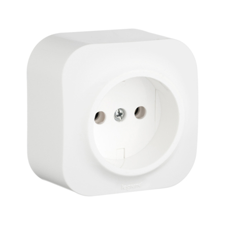 Розетка 1-я 2К без шторок Legrand QUTEO, 782210, белая - 1