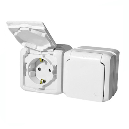 Розетка LEGRAND QUTEO подвійна, 2х2К+З, зі шторками, IP44, біла, 782323 - 1