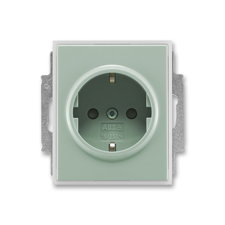 Розетка із заземленням і заслінками - 1