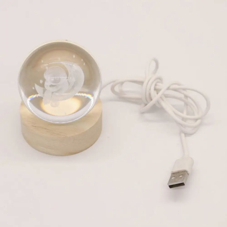 Ночник Хрустальный шар 3D от USB Летающий Астронавт